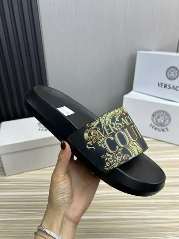 versace chaussons pour homme s_11a65aa4